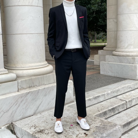 Classic Black Men's Blazer - Picture 9 of 11